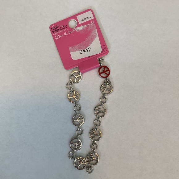 NEW Charm IT! High IntenCITY Kids Teen Tween Colorful Peace Charm Bracelet - Picture 2 of 2